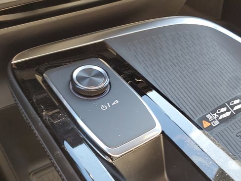 New 2026 Buick Enclave Preferred w/ Power Package image 21