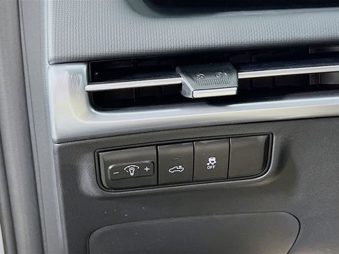 New 2025 Hyundai Santa Cruz SEL image 9