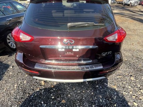 Used 2017 INFINITI QX50 w/ Premium Plus Package image 4
