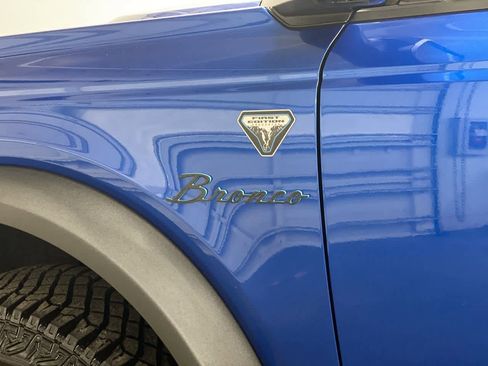 Used 2021 Ford Bronco First Edition image 10