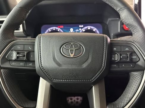 Used 2025 Toyota Tacoma TRD Sport RWD image 21