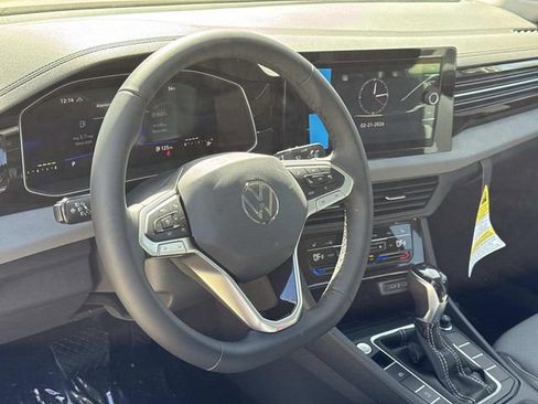 New 2026 Volkswagen Jetta SE image 12