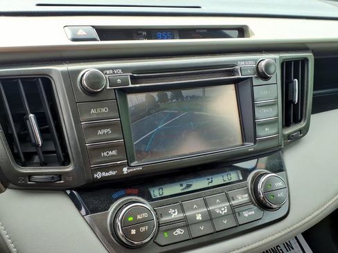 Used 2014 Toyota RAV4 XLE AWD/4WD image 20