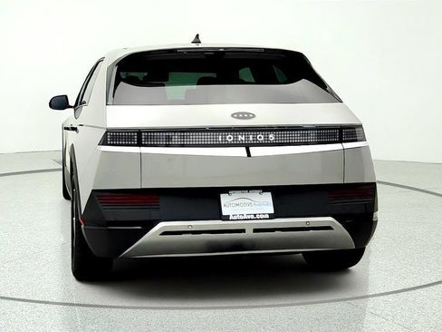 Used 2022 Hyundai Ioniq 5 SEL RWD image 6