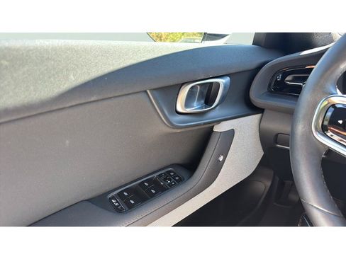 Used 2024 Polestar Polestar 2 AWD/4WD image 32