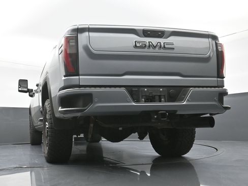 Used 2024 GMC Sierra 2500 AT4 w/ AT4 Premium Plus Package image 32