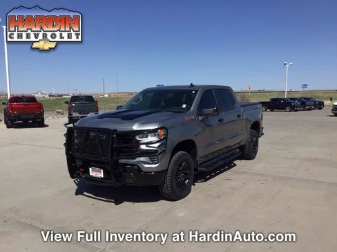 Used 2024 Chevrolet Silverado 1500 LT Trail Boss w/ Convenience Package II AWD/4WD image 1