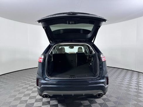Certified 2022 Ford Edge Titanium w/ Equipment Group 301A image 9