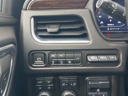 Used 2022 Chevrolet Tahoe High Country AWD/4WD image 46