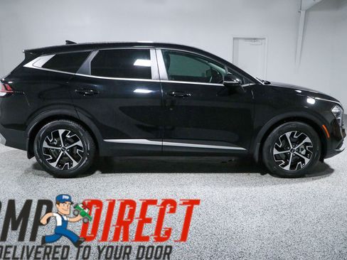 Used 2023 Kia Sportage EX FWD image 6