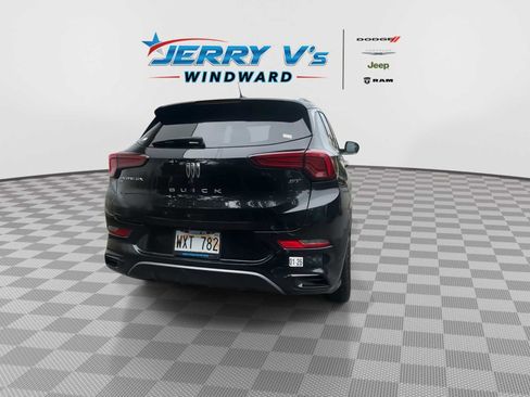 Used 2024 Buick Encore GX Sport Touring image 7