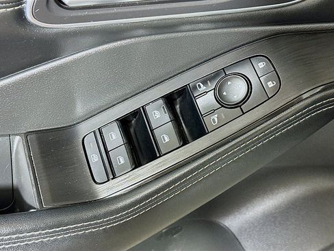 Used 2021 Nissan Rogue SV w/ Premium Package AWD/4WD image 19