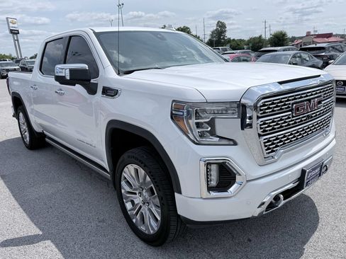 Used 2020 GMC Sierra 1500 Denali w/ Denali Ultimate Package AWD/4WD image 3