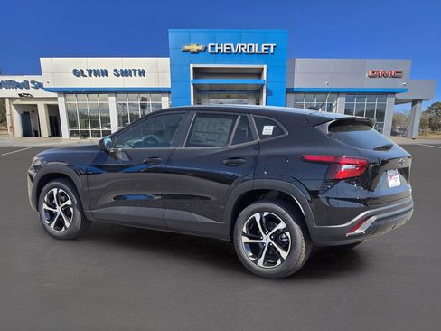 New 2026 Chevrolet Trax RS w/ Sunroof Package image 11