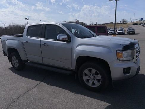 Used 2018 GMC Canyon SLE image 10