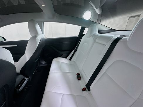 Used 2023 Tesla Model 3 Standard Range image 26