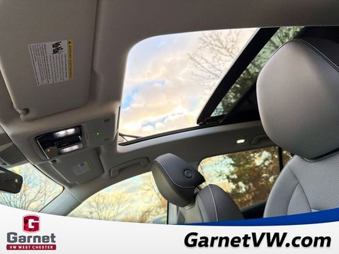 New 2026 Volkswagen Tiguan SE image 15