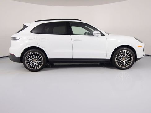 Certified 2023 Porsche Cayenne S Platinum AWD/4WD image 12