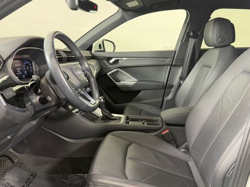 Used 2020 Audi Q3 2.0T Premium Plus w/ Premium Plus Package AWD/4WD image 5