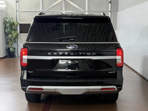 Used 2022 Ford Expedition Max XLT AWD/4WD image 4