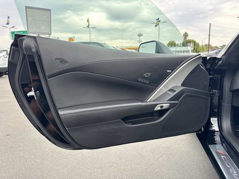 Used 2016 Chevrolet Corvette Stingray Coupe w/ 2LT Preferred Equipment Group image 13