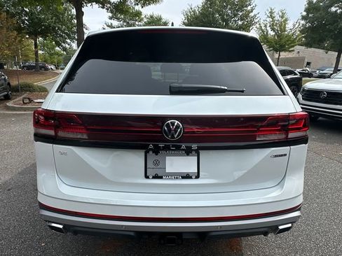 New 2026 Volkswagen Atlas Peak Edition AWD/4WD image 6