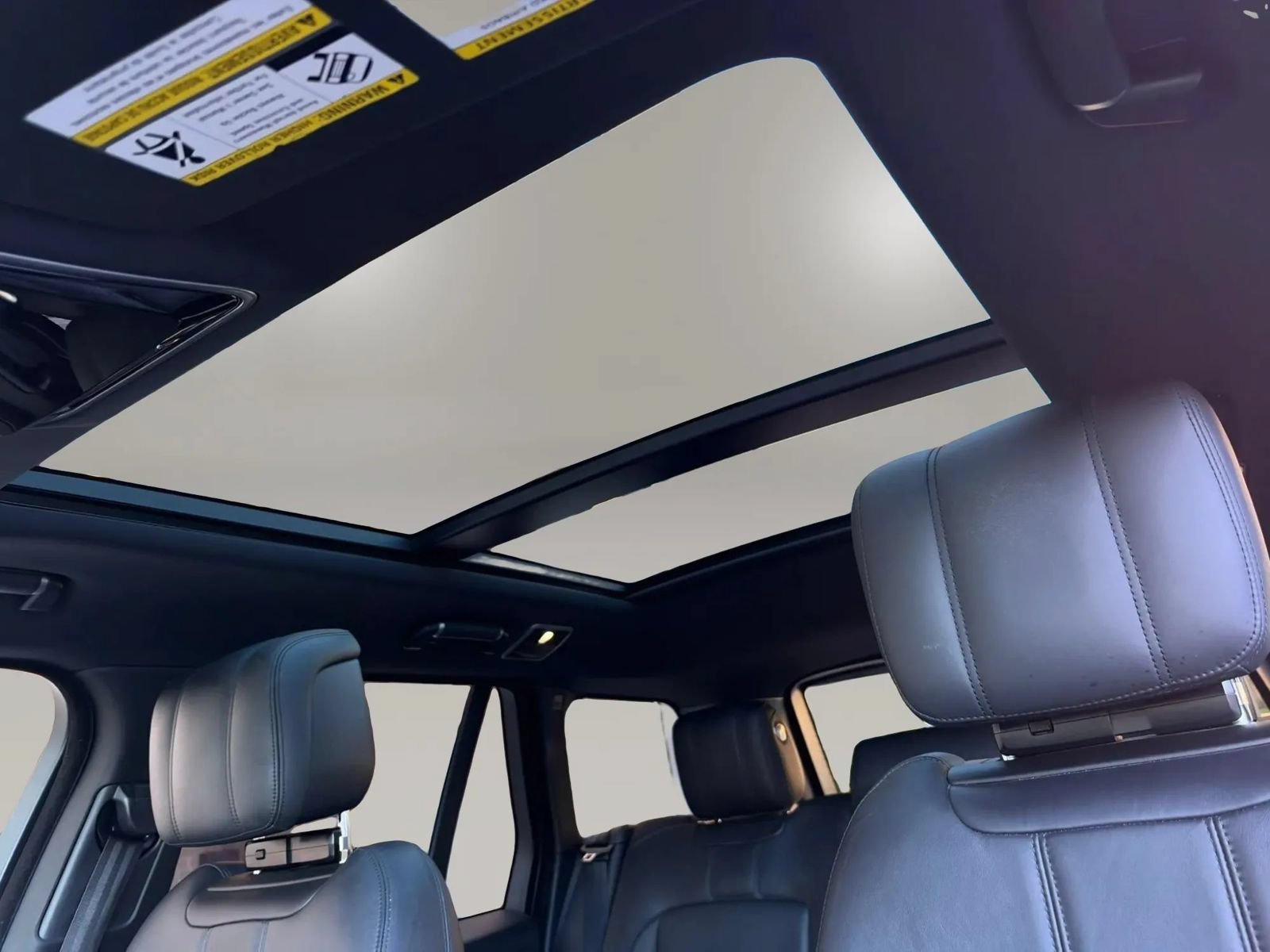 Used 2018 Land Rover Range Rover HSE AWD/4WD image 34