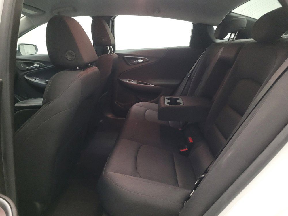Used 2023 Chevrolet Malibu LT FWD image 18