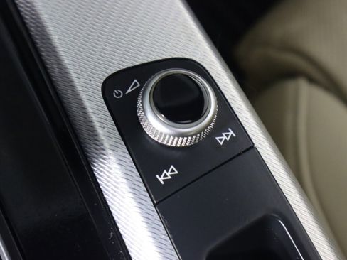 Used 2020 Audi A4 2.0T Premium Plus w/ Premium Plus Package image 26