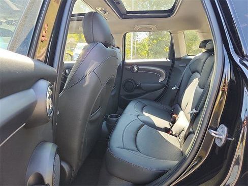 Used 2024 MINI Cooper S image 10