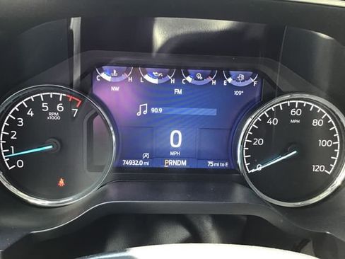 Used 2022 Ford F150 XLT w/ Equipment Group 302A High image 16