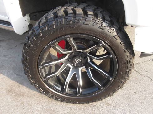 Used 2022 GMC Sierra 1500 Denali w/ Denali Reserve Package AWD/4WD image 6
