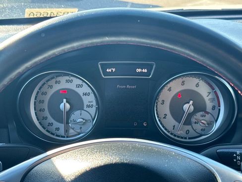 Used 2016 Mercedes-Benz CLA 250 image 14