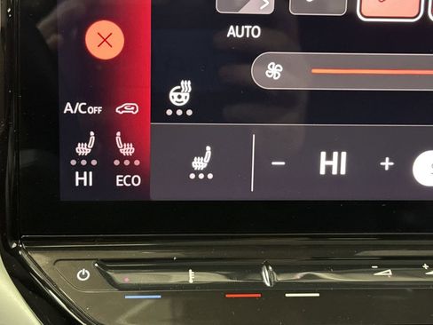 Used 2021 Volkswagen ID.4 Pro S w/ Gradient Package image 8