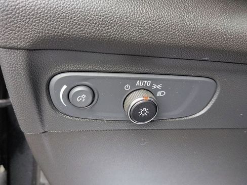 Used 2022 Buick Envision Preferred FWD image 20