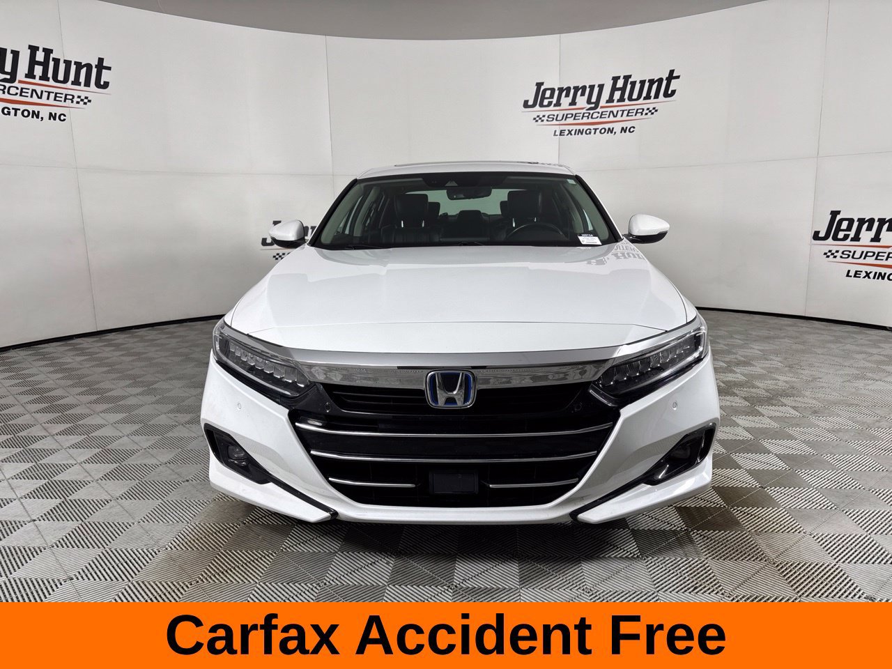 Used 2022 Honda Accord Touring image 4