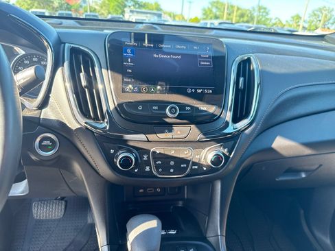 Used 2023 Chevrolet Equinox Premier AWD/4WD image 23