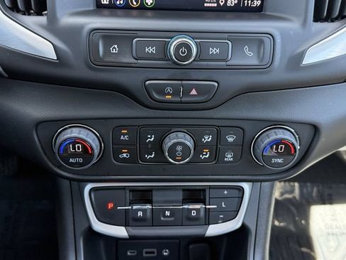 Used 2023 GMC Terrain SLE w/ Driver Convenience Package FWD image 12