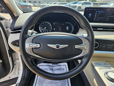 Used 2023 Genesis GV70 2.5T w/ Select Package AWD/4WD image 25