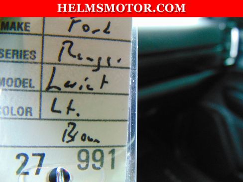 Used 2025 Ford Ranger Lariat w/ Black Appearance Package AWD/4WD image 40