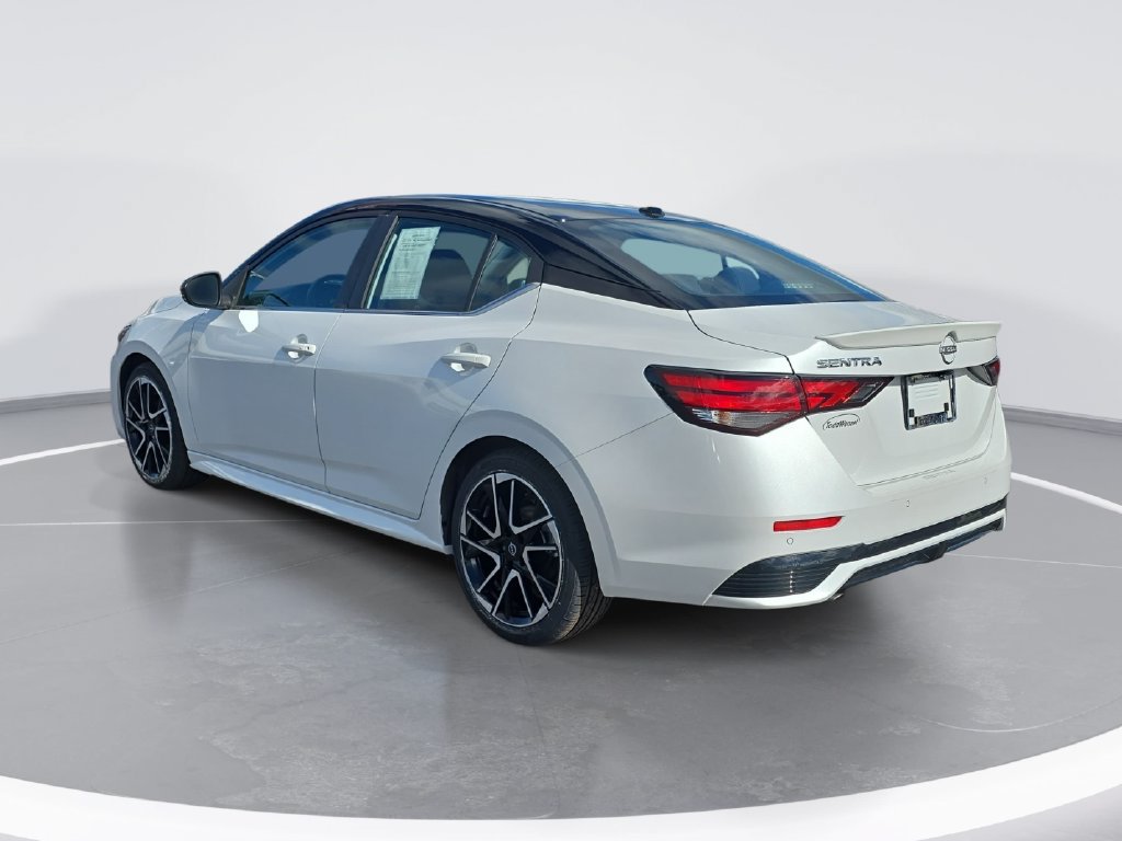 Used 2024 Nissan Sentra SR FWD image 6