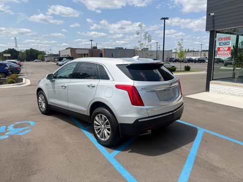 Used 2017 Cadillac XT5 Luxury w/ Driver Awareness Package AWD/4WD image 7
