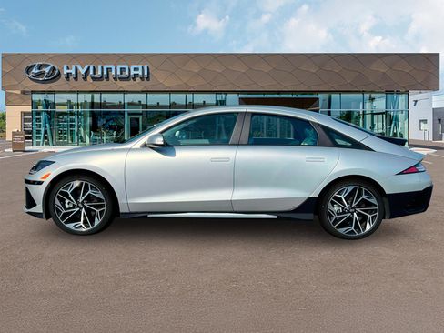New 2025 Hyundai Ioniq 6 SEL image 3
