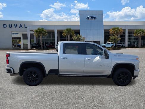 Used 2021 Chevrolet Silverado 2500 High Country w/ Z71 Off-Road Package image 3