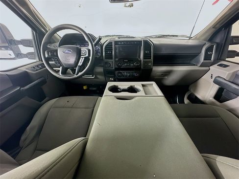 Used 2022 Ford F350 XL w/ Power Equipment Group image 10