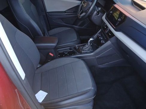 Used 2022 Volkswagen Taos SE image 17