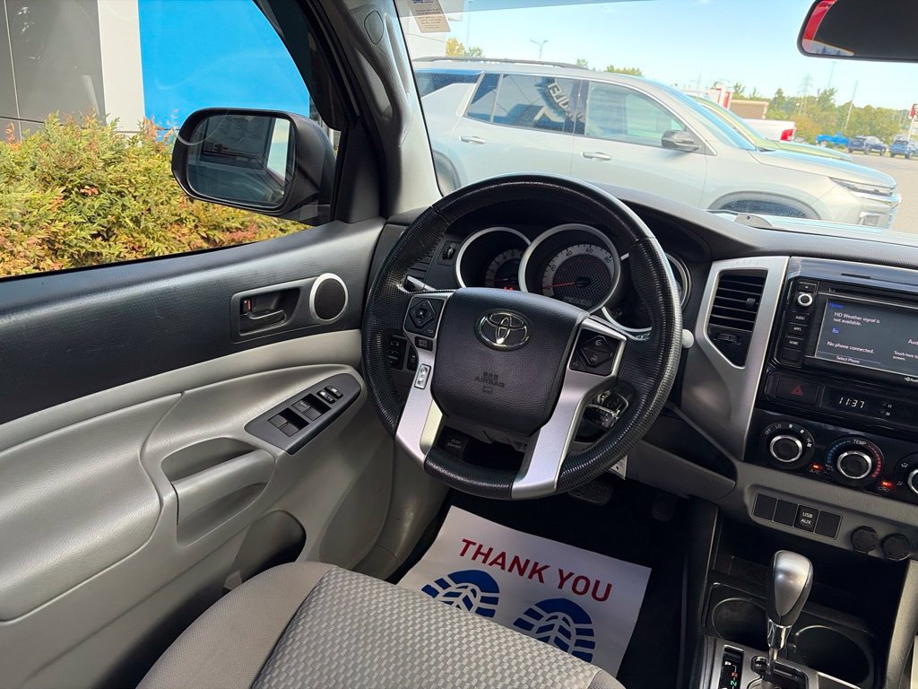 Used 2014 Toyota Tacoma PreRunner w/ SR5 Package RWD image 13