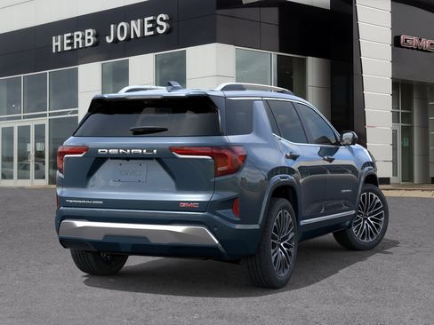 New 2027 GMC Terrain Denali w/ LPO, Floor Liner Package AWD/4WD image 4