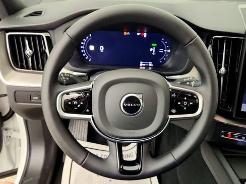 Used 2026 Volvo XC60 T8 Ultra w/ Climate Package AWD/4WD image 13