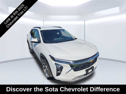 Used 2025 Chevrolet Trax LT